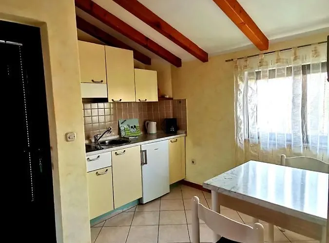 Lovely Family House Robi Rovinj