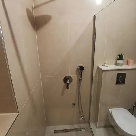 Lovely Family House Robi Guest house 3*